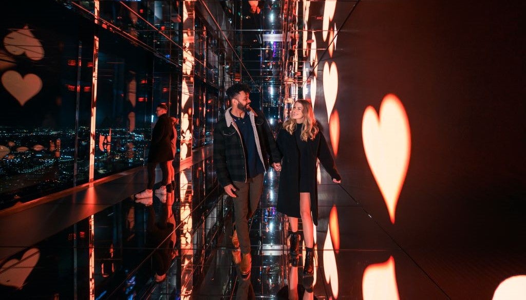 Fall in love with the thrill of our heart-stopping (and heart-stirring!) Levitation sky glass boxes. Whether you’re searching for unique things to do or the ultimate Valentine’s Day experience in NYC, SUMMIT is the place to be!