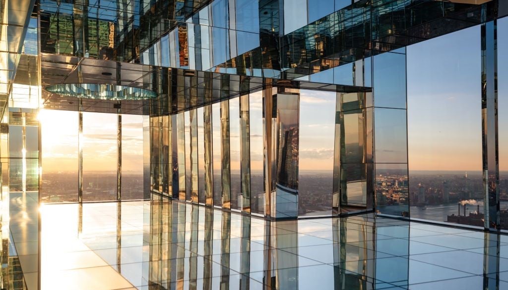 On Saturday, September 20, join us for an exclusive morning dance class in partnership with the Martha Graham Dance Company. Be apart of this unique all-level class 1,100 feet above NYC!